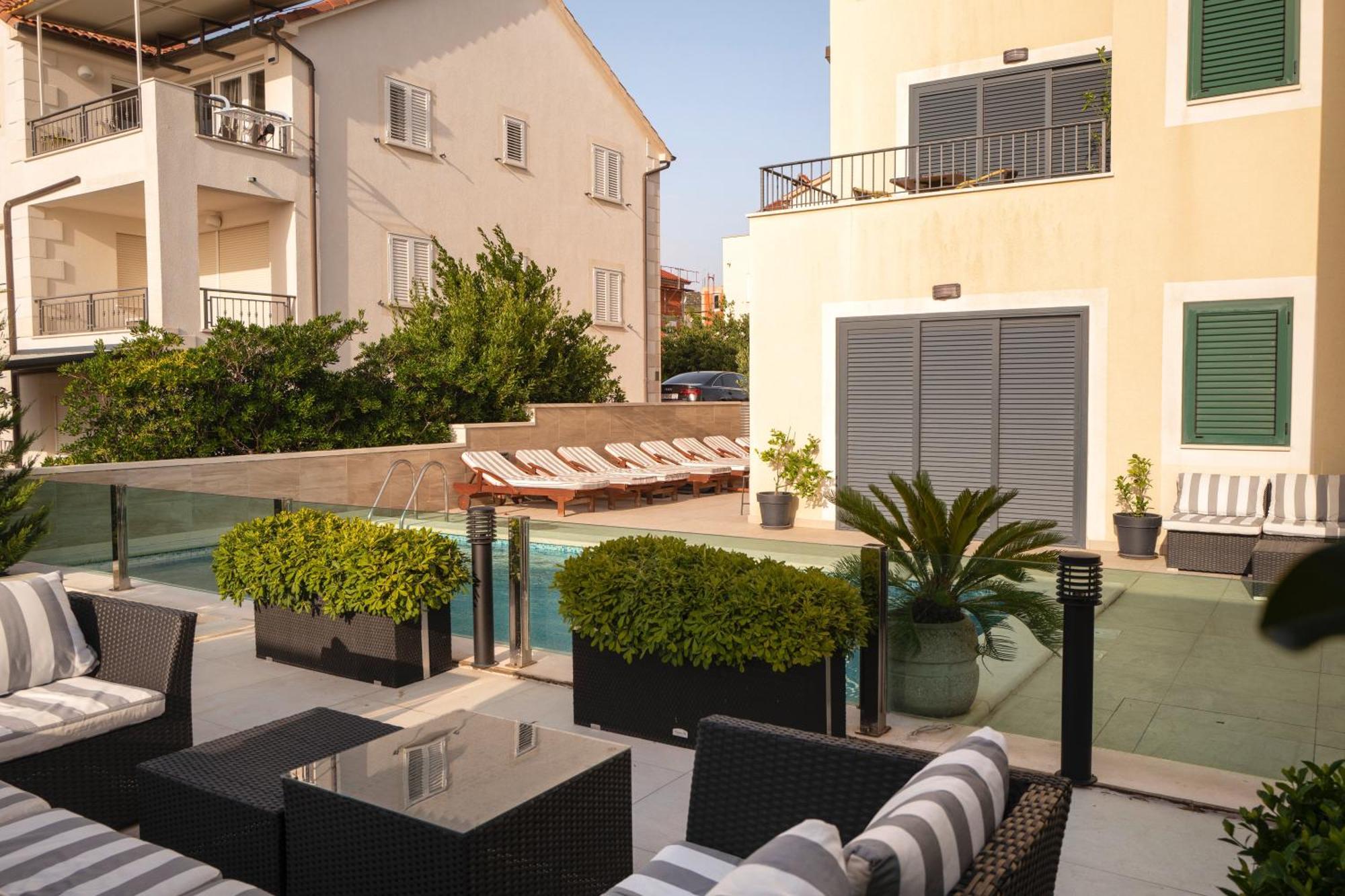 Villa Royale With Pool Hvar Town Buitenkant foto