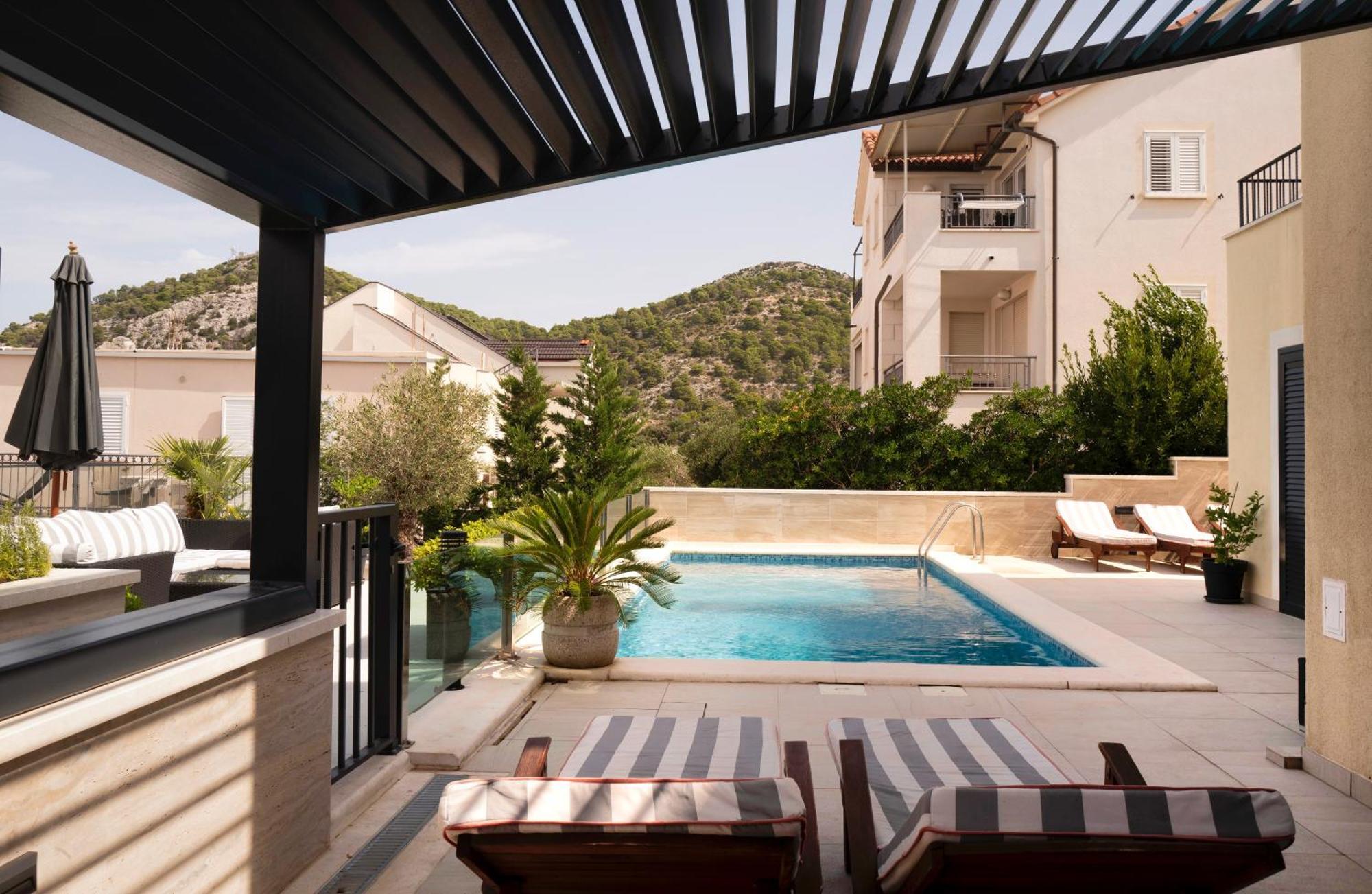 Villa Royale With Pool Hvar Town Buitenkant foto